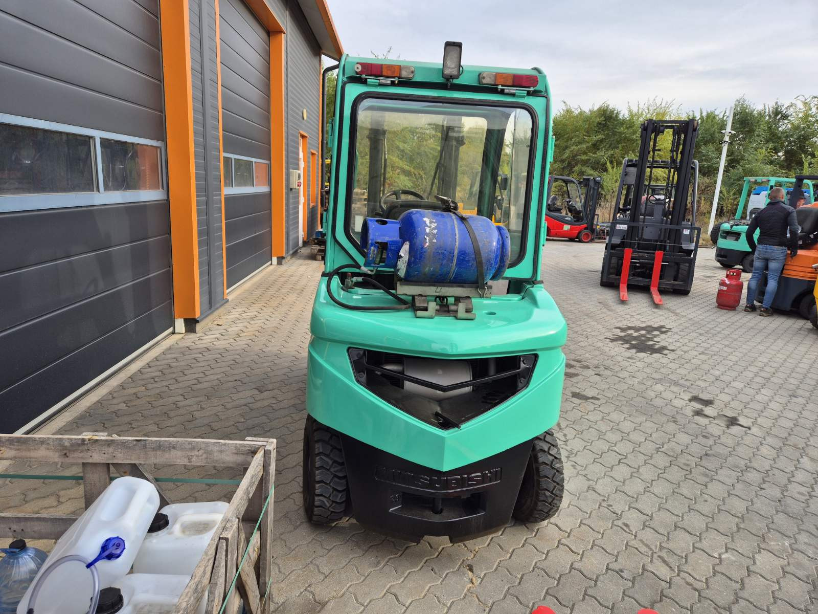 Mitsubishi FG 25N