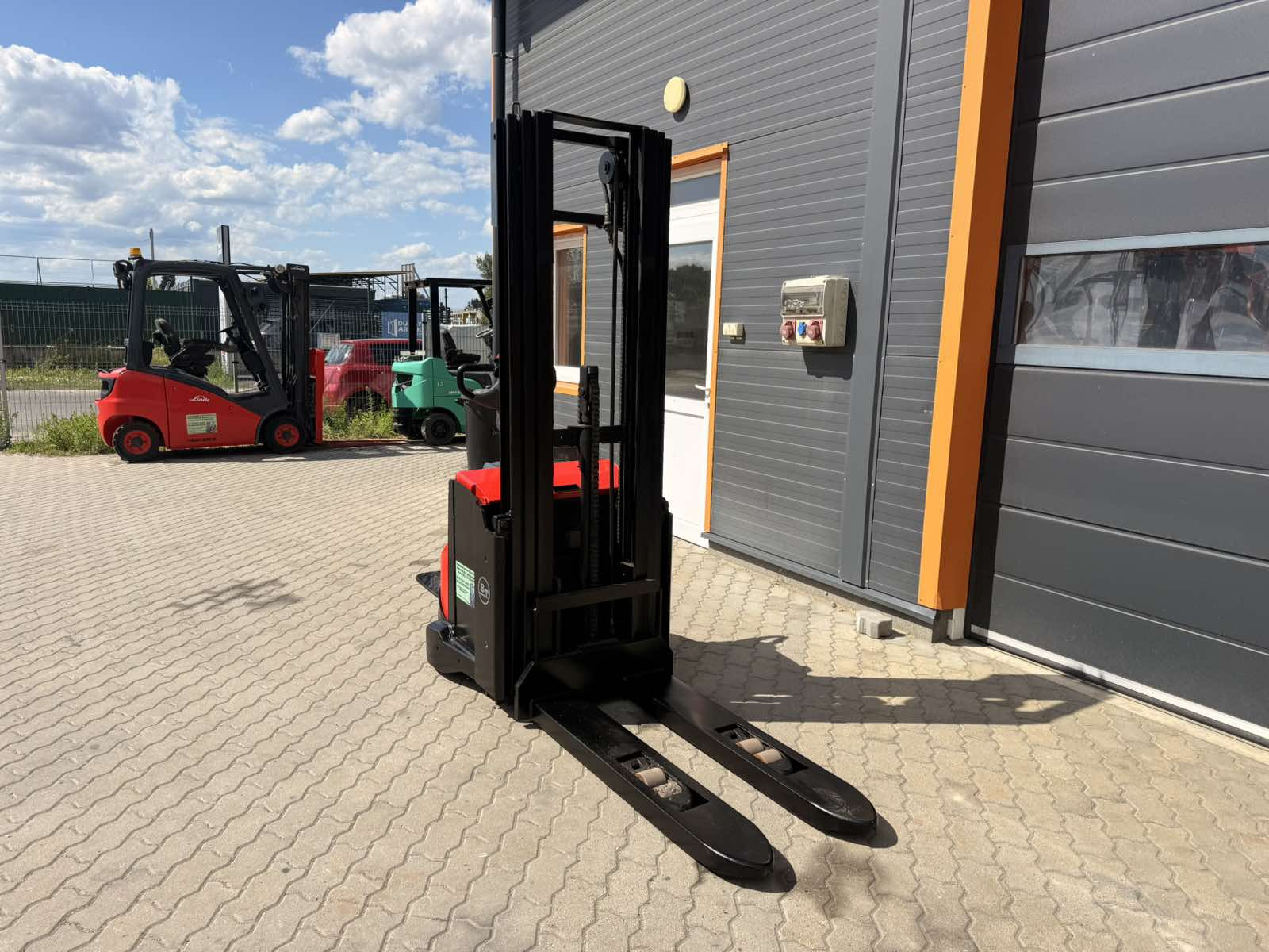 BT SWE 140L
