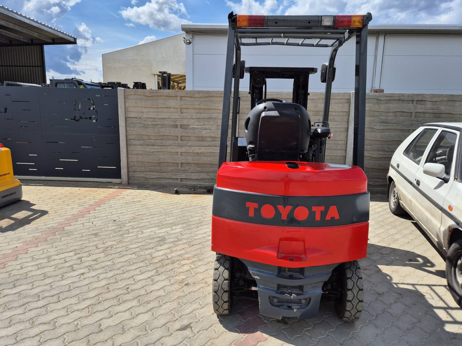 Toyota 7FBMF 18